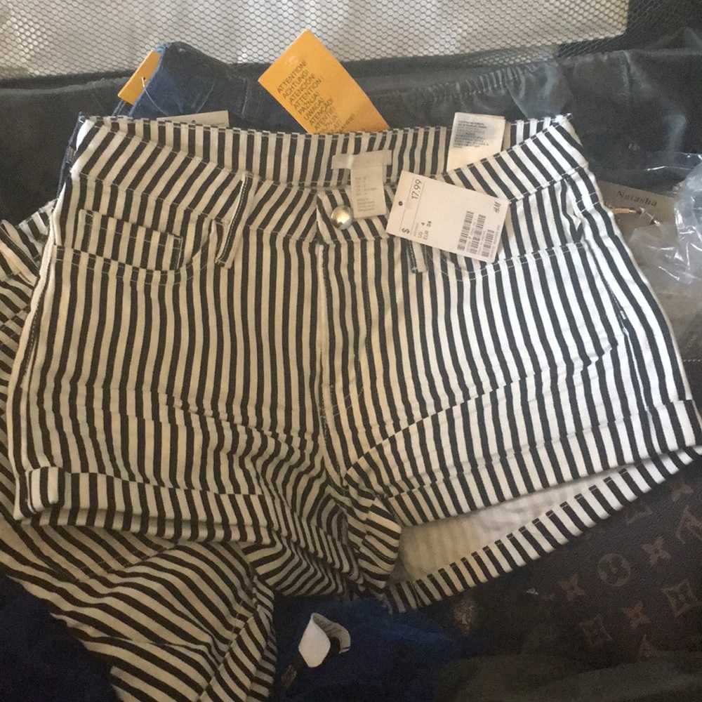 H&M’s Shorts